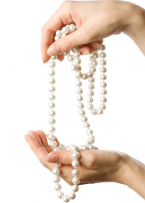 Як відрізнити справжні перли: зв'язка перлів