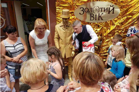 В Болехове прошло открытие первого магазина «Золотой Век». Было ярко! В Болехове прошло открытие первого магазина «Золотой Век». Было ярко!