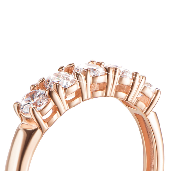 Золота каблучка з фіанітами. Артикул 13219/01/0/28