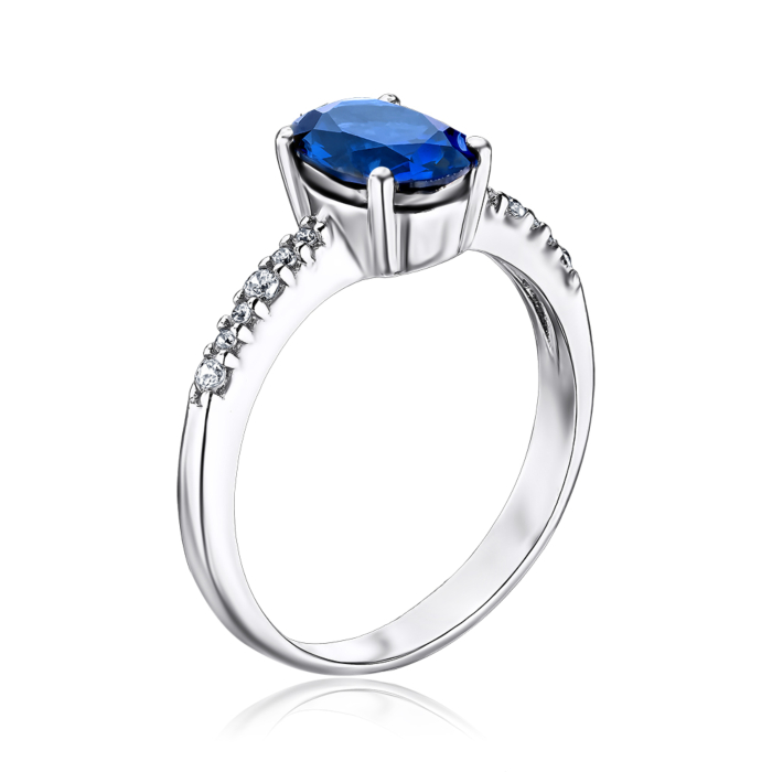 Серебряное кольцо с сапфиром и фианитами. Артикул 1339/1р-HSPH