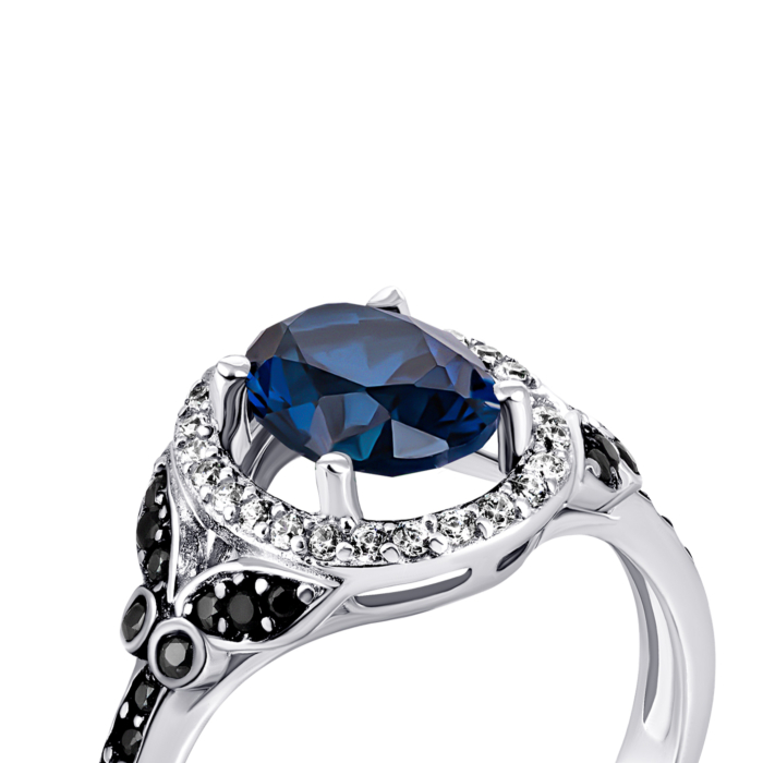 Серебряное кольцо с сапфиром и фианитами. Артикул UG51518чб/1р-NSPH