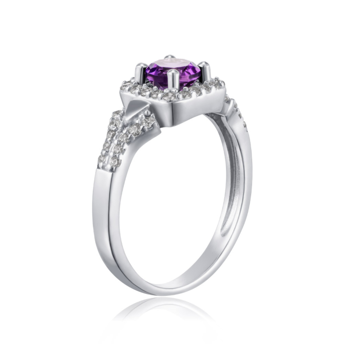 Срібна каблучка з аметистом та фіанітами. Артикул 1533/1р-AMET