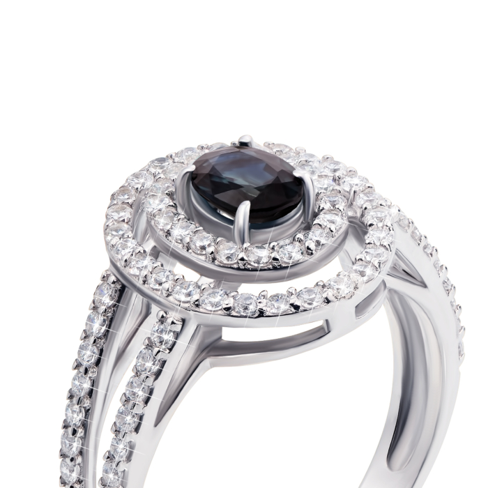 Серебряное кольцо с гидротермальным сапфиром и фианитами. Артикул 1582/9р