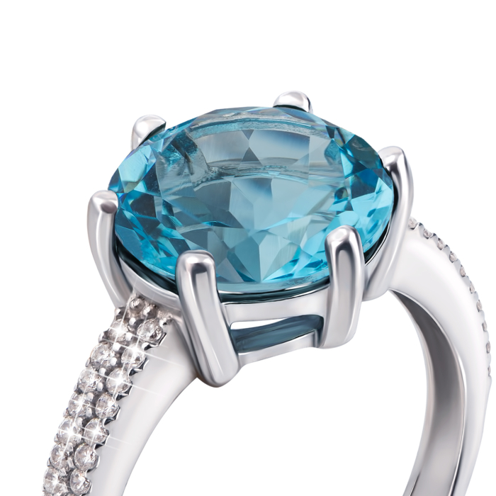 Срібна каблучка з блакитним кварцом і фіанітами. Артикул 1618/9р