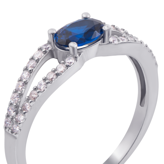 Серебряное кольцо с гидротермальным сапфиром и фианитами. Артикул 1625/9р