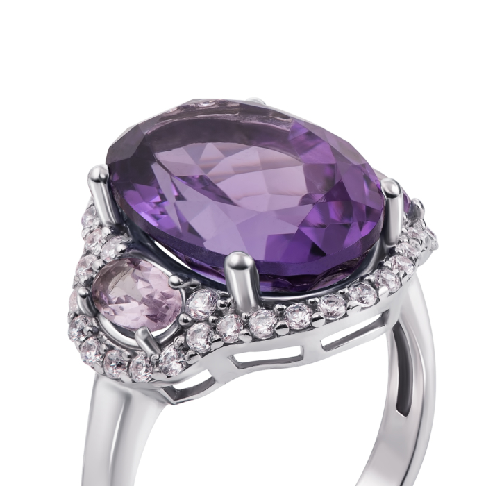 Срібна каблучка з аметистом і фіанітами. Артикул 1628/9р
