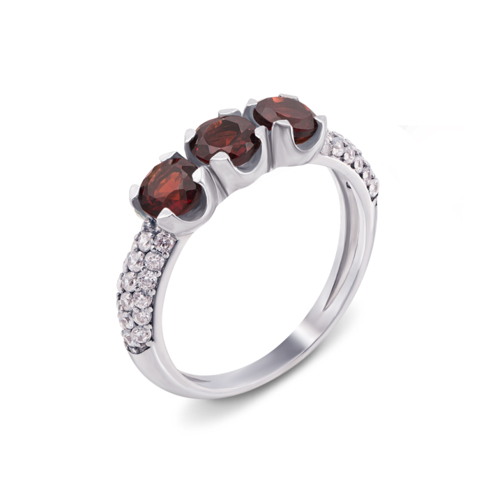 Серебряное кольцо с гранатом и фианитами. Артикул 1631/9р