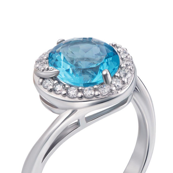 Серебряное кольцо с голубым кварцем и фианитами. Артикул 1673/9р