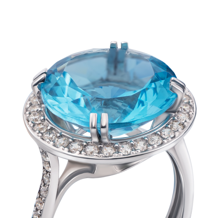 Серебряное кольцо с голубым кварцем и фианитами. Артикул 1687/9р