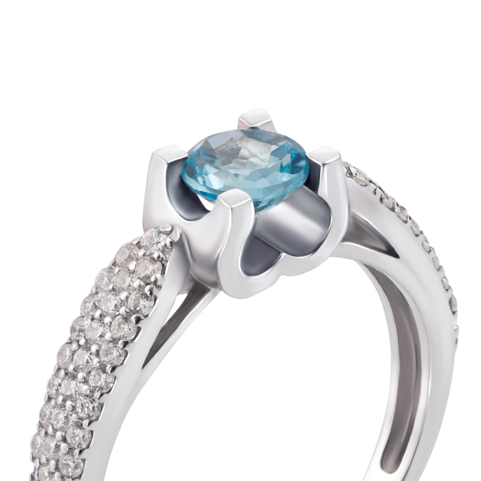 Срібна каблучка з топазом і фіанітами. Артикул 1743/9р
