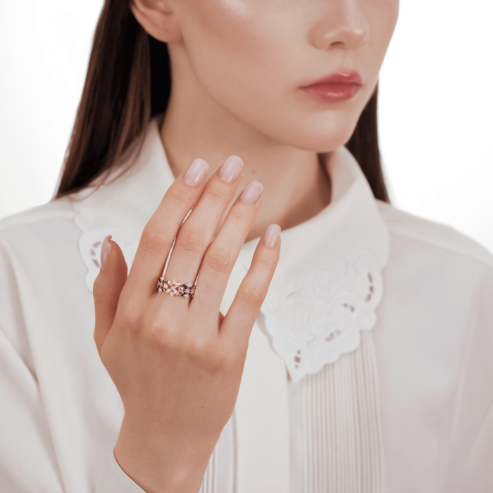 Золота каблучка з фіанітами. Артикул 18976/01/1/4983