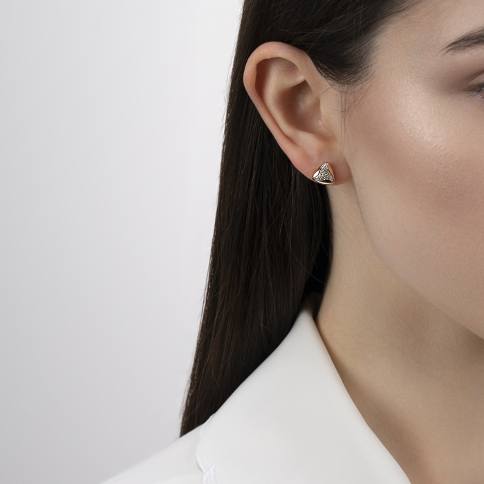 Золоті пусети з фіанітами. Артикул 23674/01/1/1