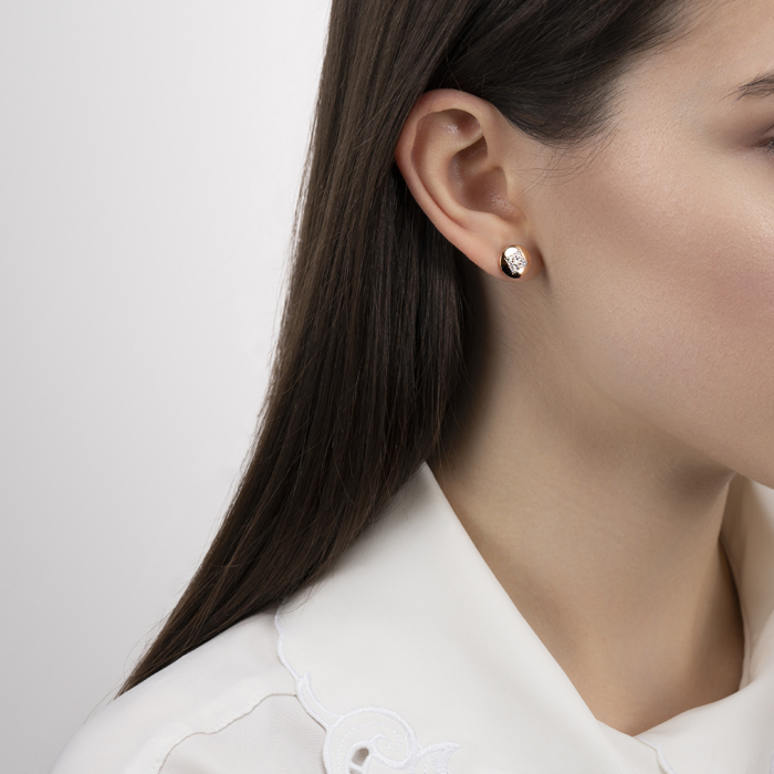 Золотые пуссеты с фианитами. Артикул 23712/01/1/1