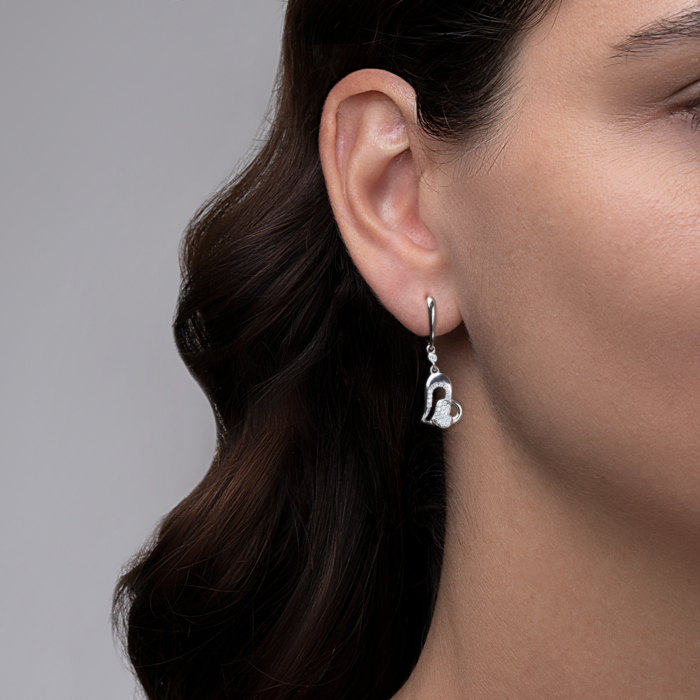 Срібні сережки-підвіски з фіанітами. Артикул 40646/12/1/79