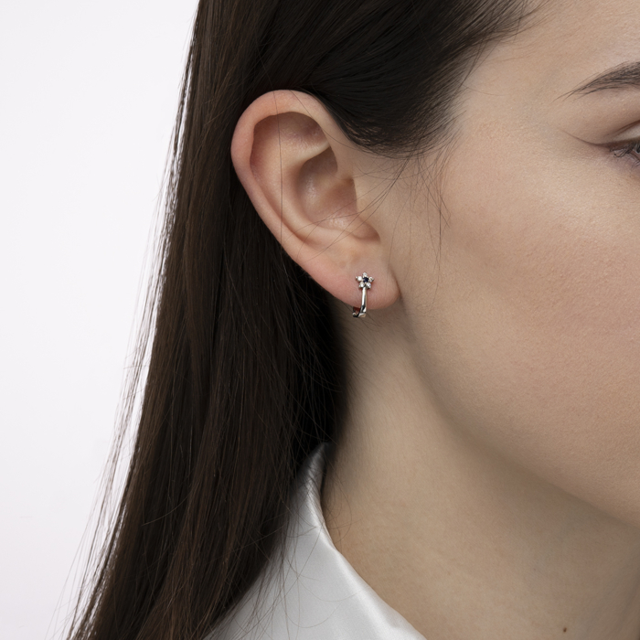 Золотые серьги с бриллиантами и сапфиром. Артикул 52769/02/1/8850 (52769/1.25б сап)