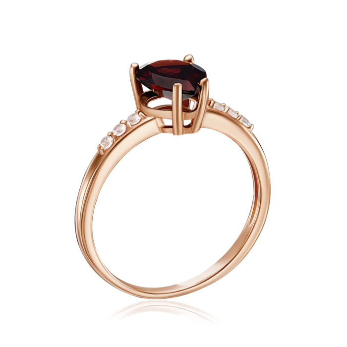 Золотое кольцо с гранатом и фианитами. Артикул 530271/01/0/7309