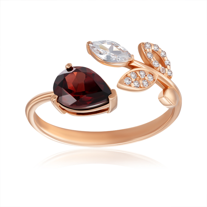 Золота каблучка з гранатом та фіанітами. Артикул 530287/01/0/7709