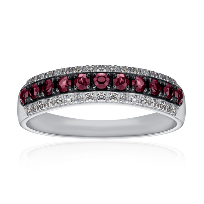 Золотое кольцо с бриллиантами и рубинами. Артикул 53194/02/1/8141