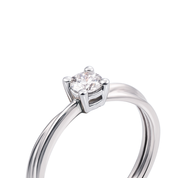 Золотое кольцо с бриллиантом. Артикул 53239/4б