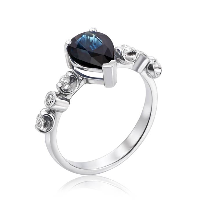 Золотое кольцо с сапфирами и бриллиантами. Артикул 53404/02/1/9938