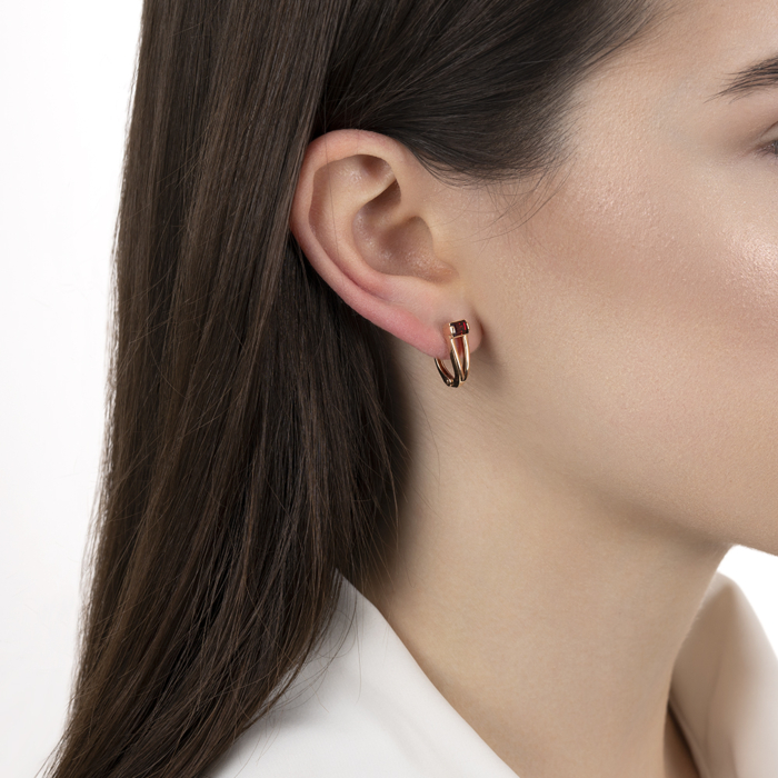 Золоті сережки з гранатом. Артикул 540300/01/0/7839