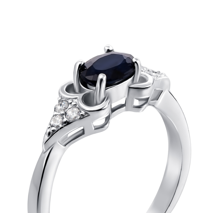 Срібна каблучка з сапфіром і фіанітами. Артикул Тд0014/сап-R