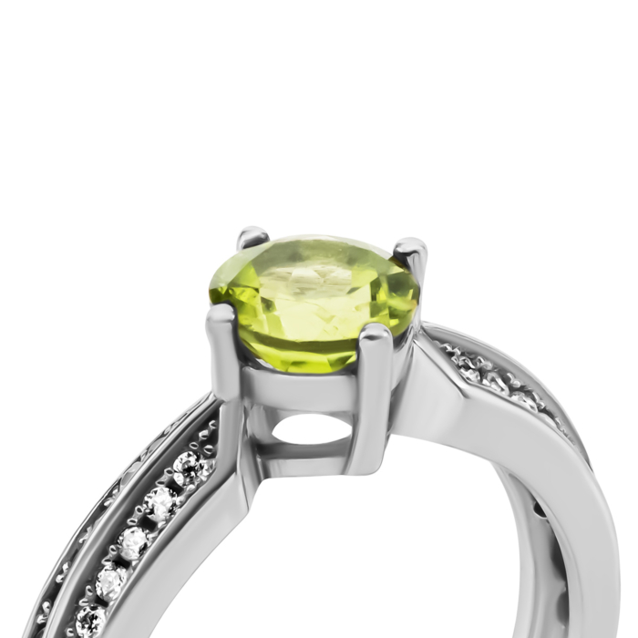 Срібна каблучка з хрізолітом та фіанітами. Артикул UG5Тд0018-R/12/5504