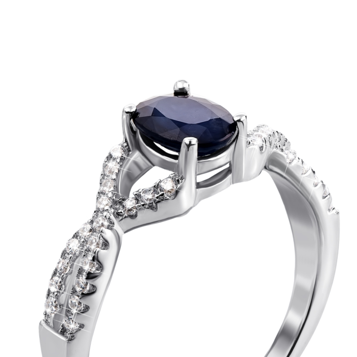 Серебряное кольцо с сапфиром и фианитами. Артикул Тд0019/сап-R