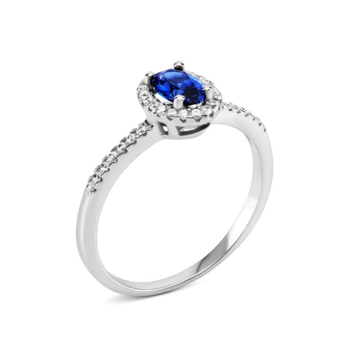 Серебряное кольцо с гидротермальным сапфиром и фианитами. Артикул UG51858/1р-HSPH