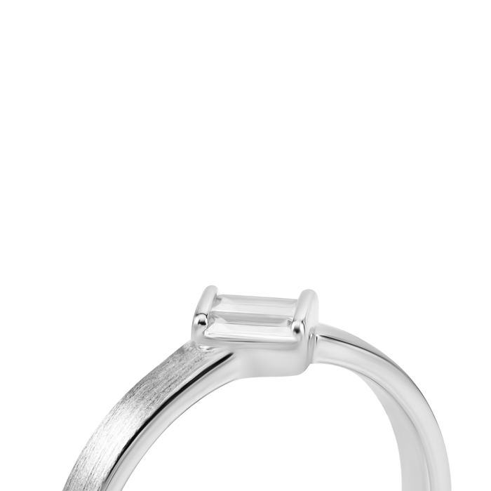 Срібна каблучка з фіанітом. Артикул UG5SZDR03062