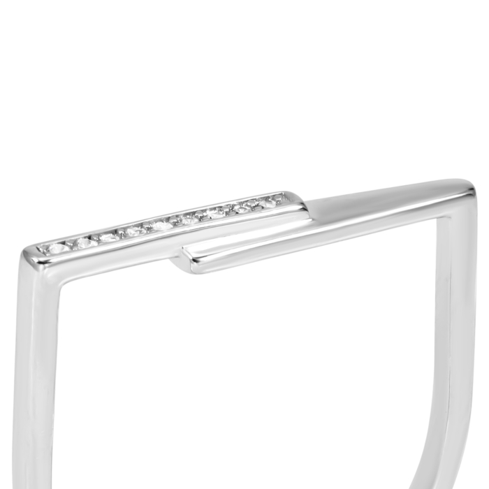 Серебряное кольцо с фианитами. Артикул UG5SZDR15597