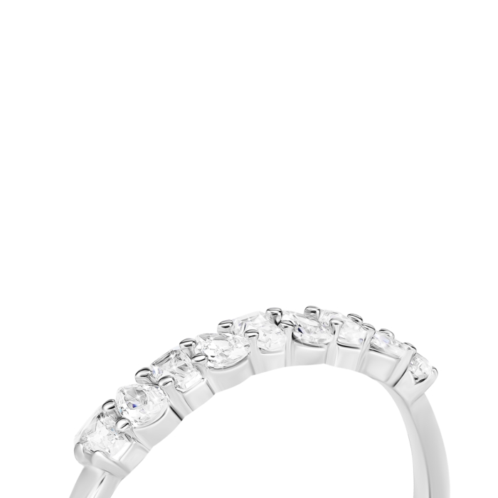 Серебряное кольцо с фианитами. Артикул UG5SZDR15642