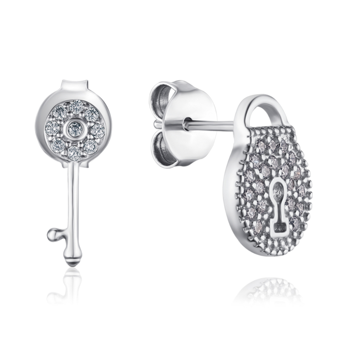 Срібні сережки з фіанітами. Артикул B04817-E/12/1