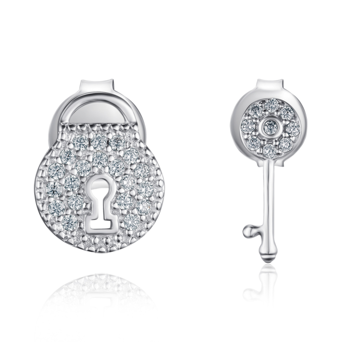 Срібні сережки з фіанітами. Артикул B04817-E/12/1