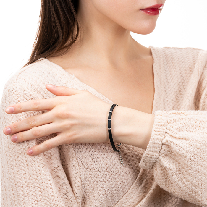 Каучуковий браслет зі срібними вставками. Артикул BRBXU000093-B/12