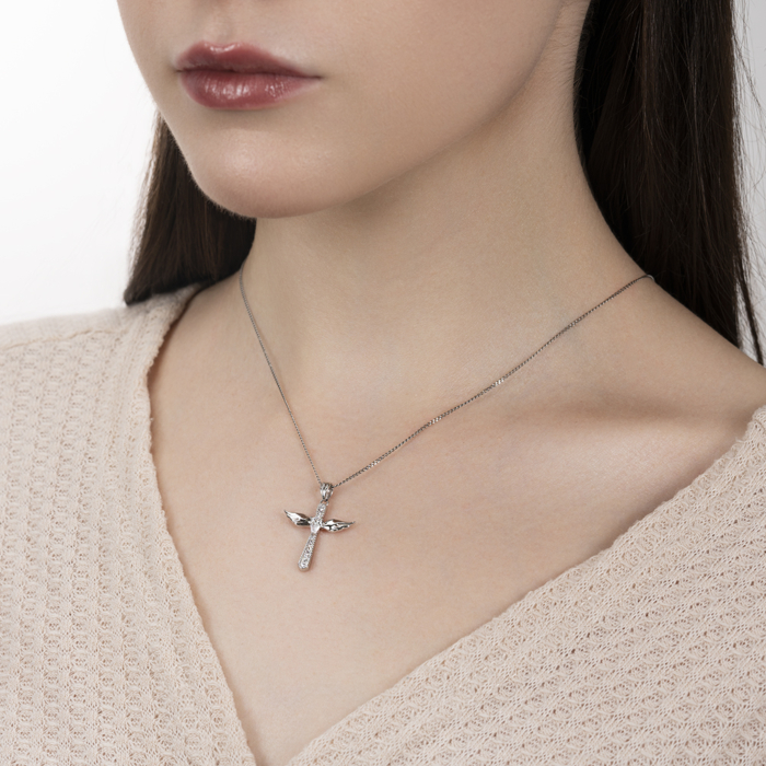 Срібний хрестик з фіанітами. Артикул DN01833-P/12/1