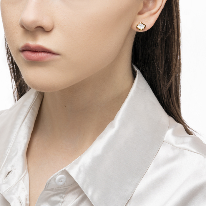 Срібні пусети з перламутром, позолотою та фіанітами. Артикул HJES-841-GOLD-E/20/4510