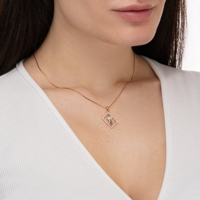 Золота підвіска з фіанітами. Артикул 32506/01/1/1