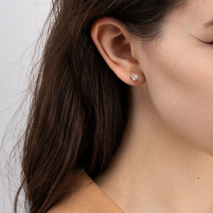 Золоті сережки-пусети з діамантами. Артикул 807039/14/1/9082