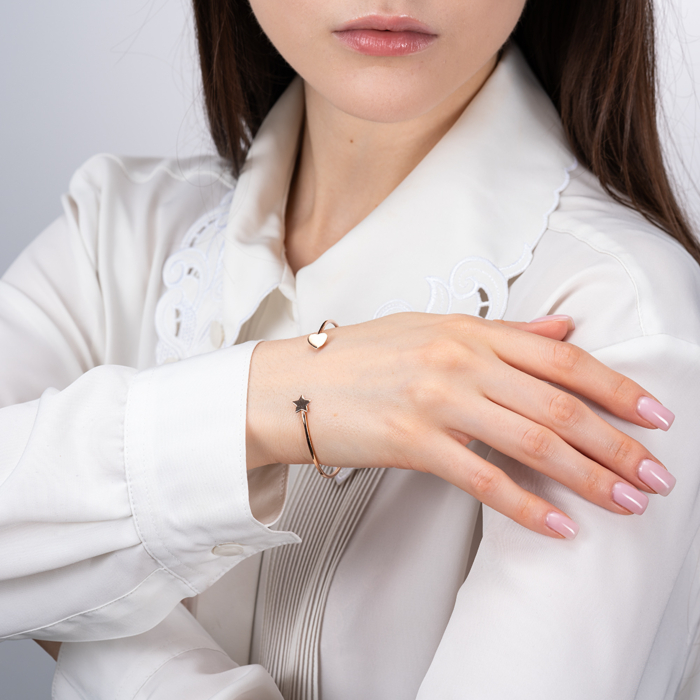 Жорсткий золотий браслет без вставки. Артикул 07237-10/01/0