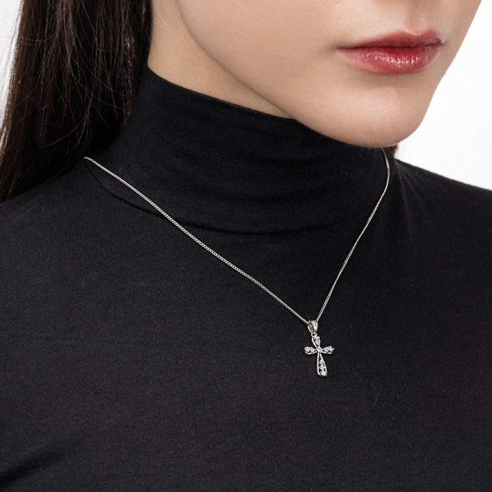 Срібний декоративний хрестик з фіанатами. Артикул G00045-P/12/1