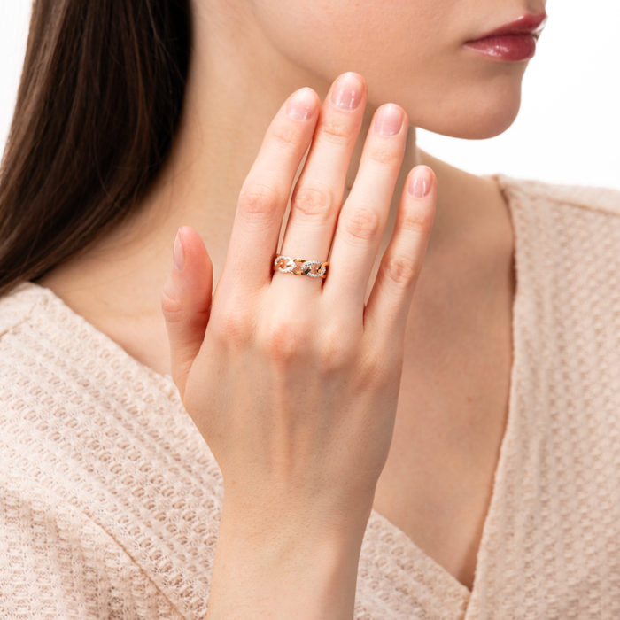 Золотое кольцо с фианитами. Артикул 17096/01/1/1