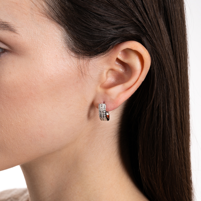 Срібні сережки з фіанітами. Артикул 2E22847-E/12/1