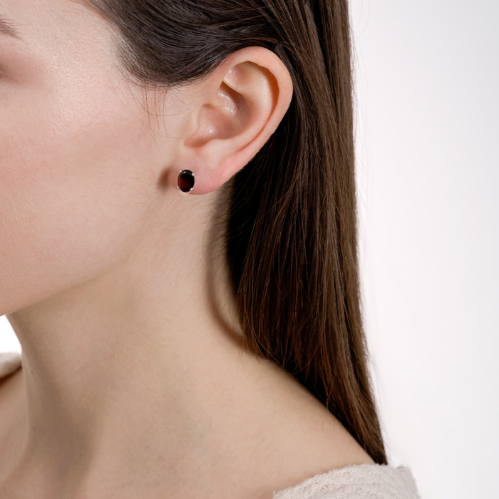 Серебряные серьги с гранатом. Артикул KRS 675-GR-E/12/5069