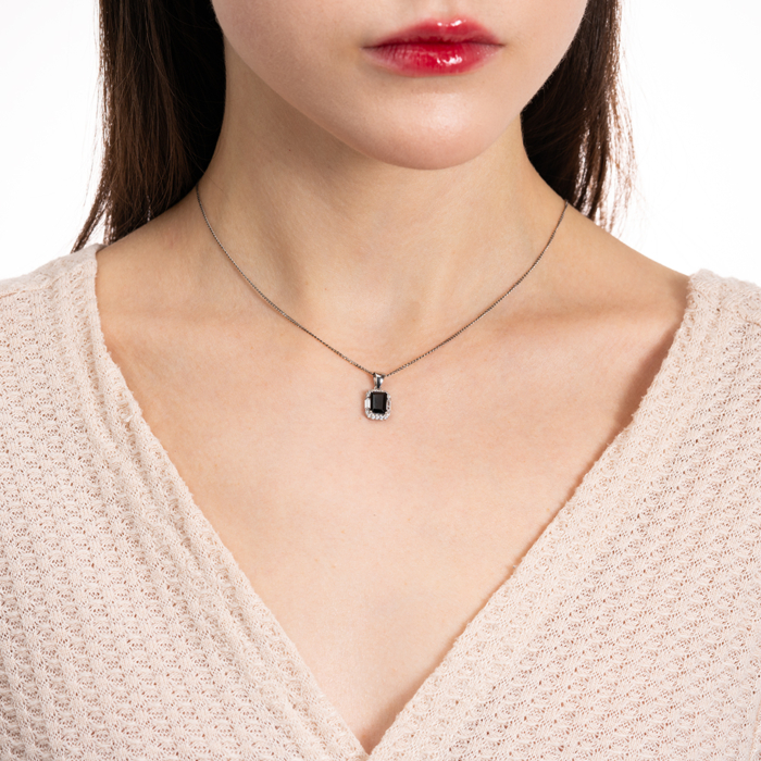 Срібна підвіска з гранатом та фіанітами. Артикул KRS 607-GR-P/12/6195