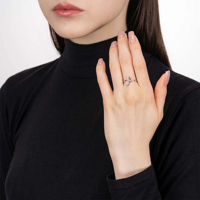 Срібна каблучка з фіанітами. Артикул SZDR10329-R/12/1