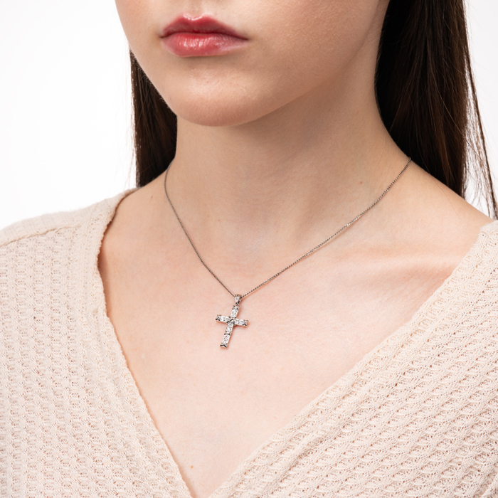 Срібний хрестик з фіанітами. Артикул PG00232-P/12/1