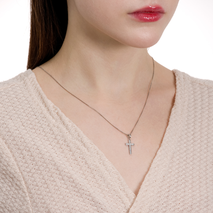 Срібний хрестик з фіанітами. Артикул DPE69470-P/12/1