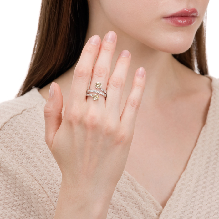 Срібна каблучка з фіанітами. Артикул TR-1126-7-S-R/12/2954