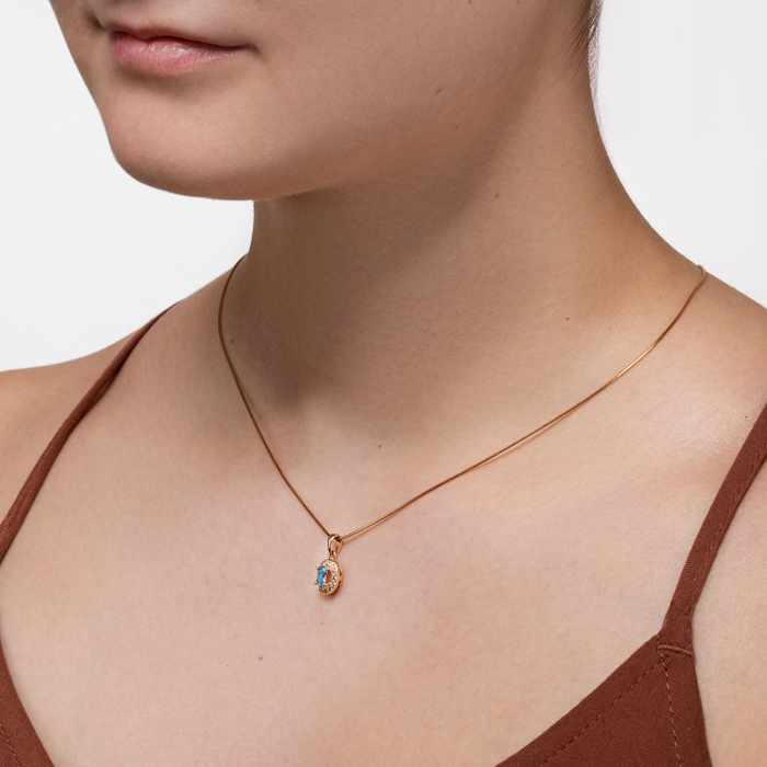 Золота підвіска з топазом і фіанітами. Артикул 50445/топ кс